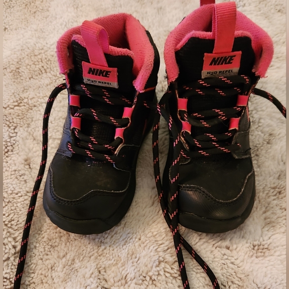 Other - Nike Boots Toddler.